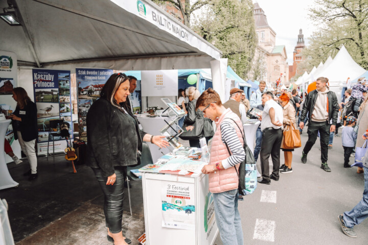 piknik nad odrą odra międzynarodowe targi turystyczne szczecin polska market tour