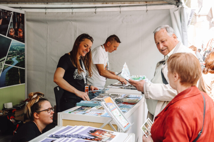 piknik nad odrą odra międzynarodowe targi turystyczne szczecin polska market tour