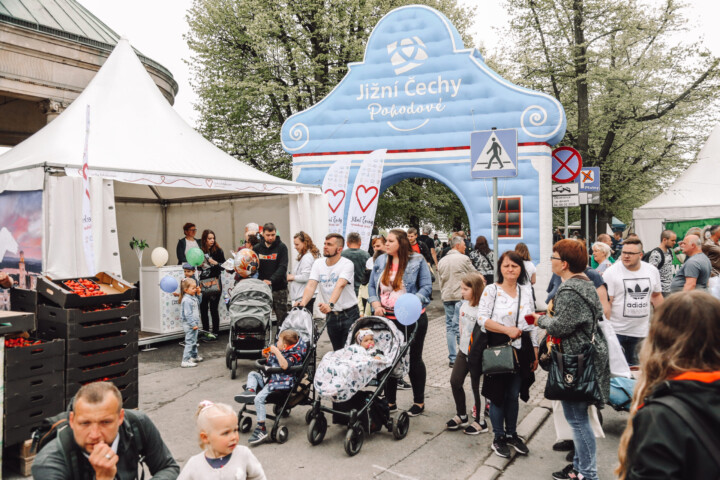 piknik nad odrą odra międzynarodowe targi turystyczne szczecin polska market tour