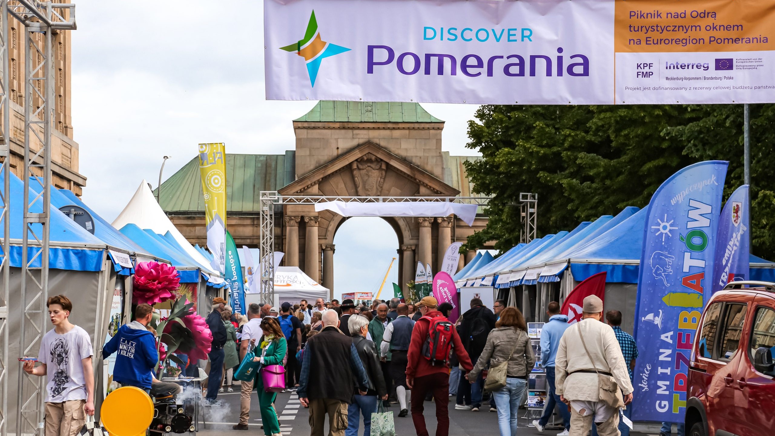 Piknik nad Odrą alejka targów turystycznych Market Tour